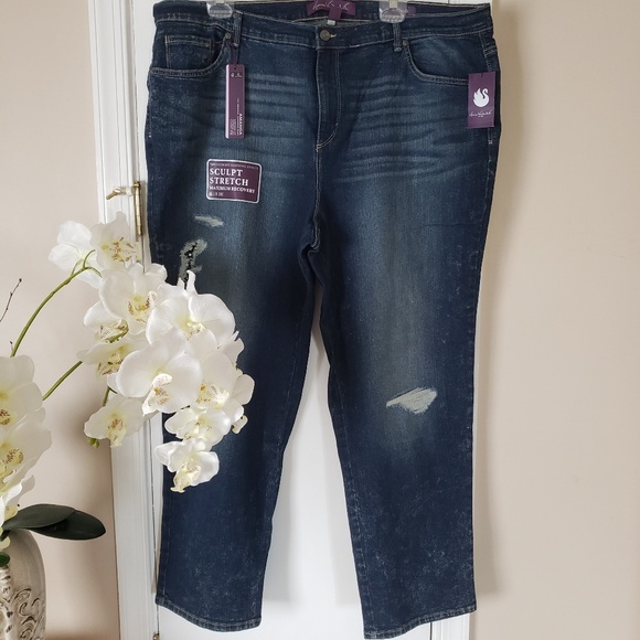 where to buy gloria vanderbilt amanda jeans